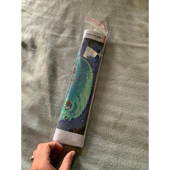 Diamond painting kit featuring Grogu from Star Wars'  the Mandalorian - Picture 2 of 2